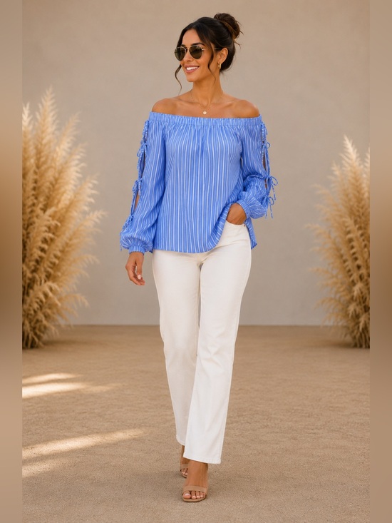 Free Assembly Tops - Blue & White striped peasant blouse | size medium
